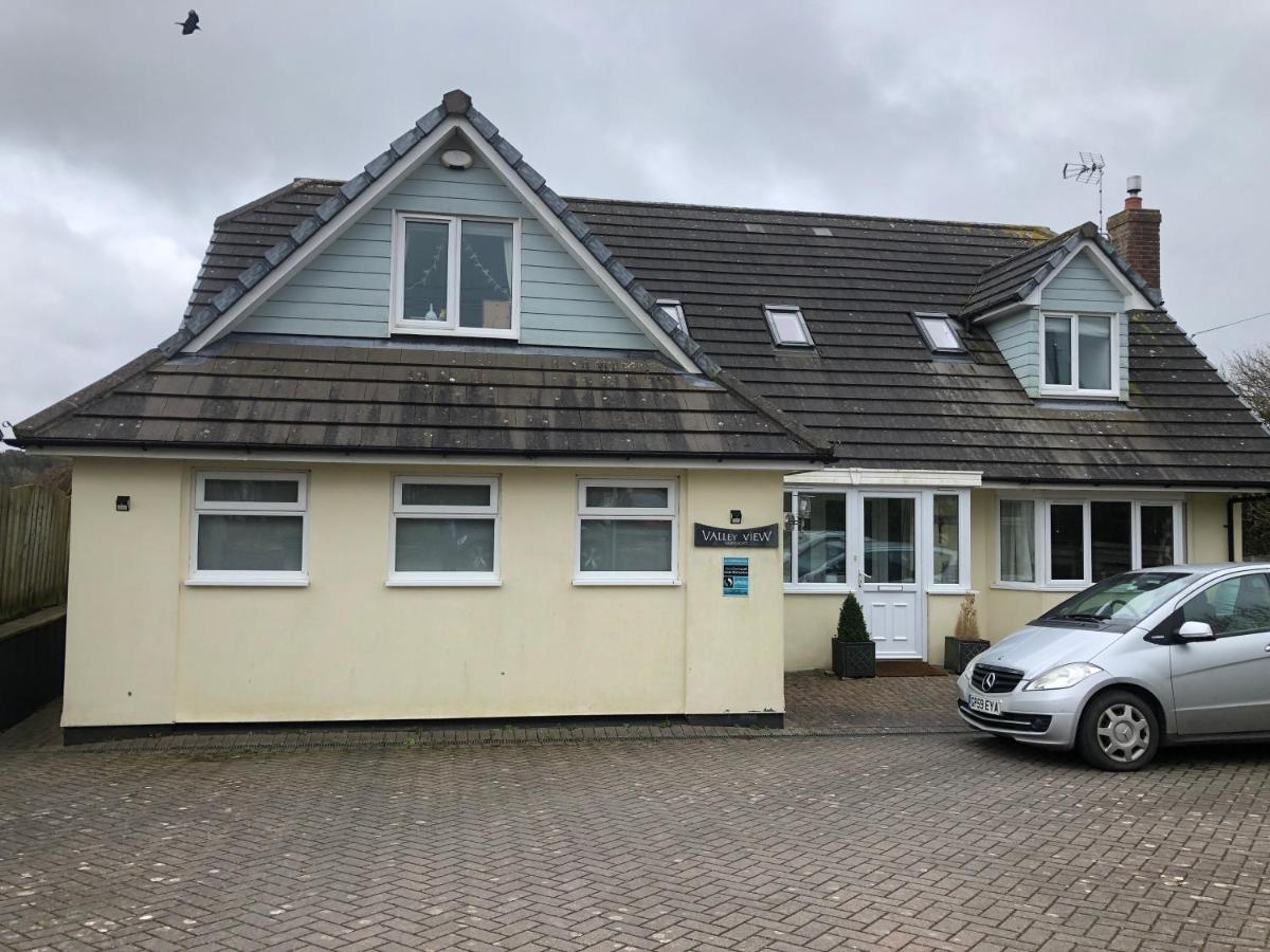 Little Valley View Otterham Exterior photo